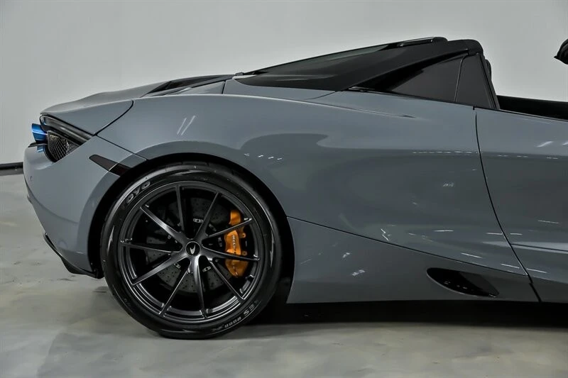 2023 McLaren - Image 14 of 31