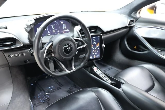 2023 McLaren Artura - Image 18 of 31