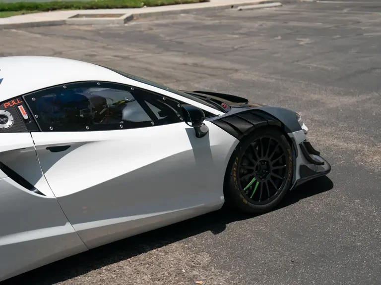 2023 McLaren Artura - Image 30 of 31