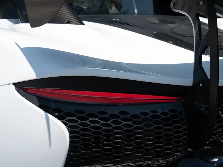 2023 McLaren Artura - Image 29 of 31