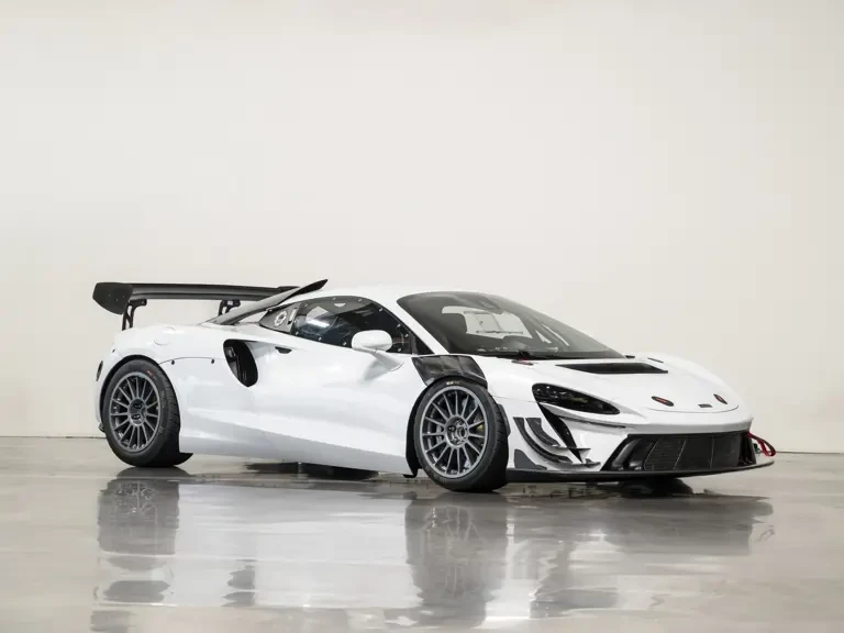 2023 McLaren Artura - Image 11 of 31