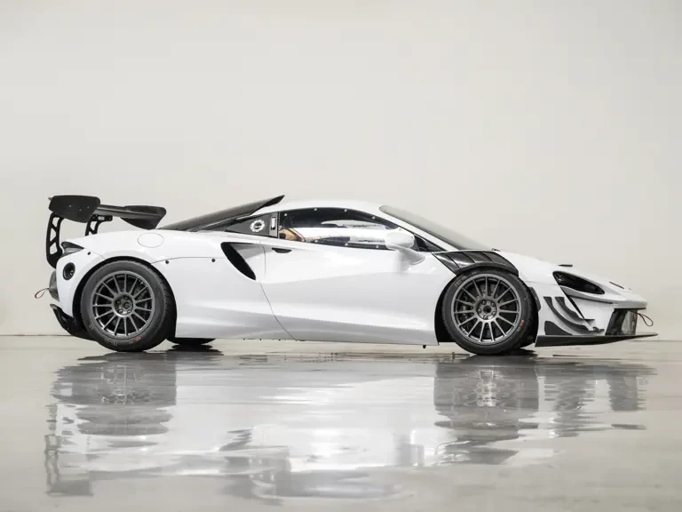 2023 McLaren Artura - Image 6 of 31