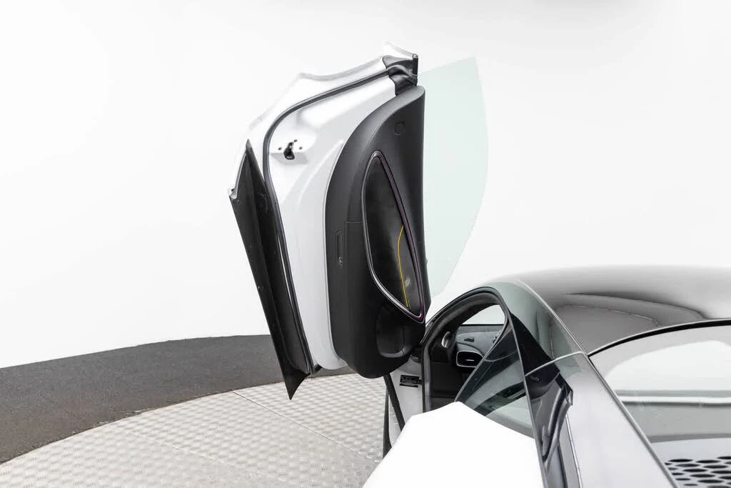 2023 McLaren Artura - Image 19 of 31