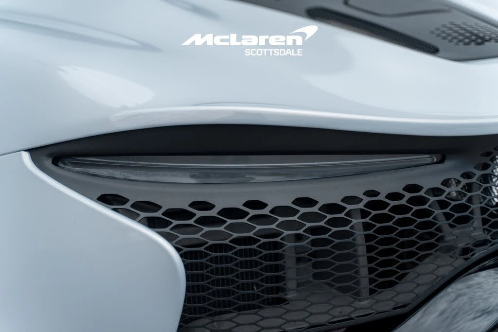 2023 McLaren Artura - Image 22 of 30