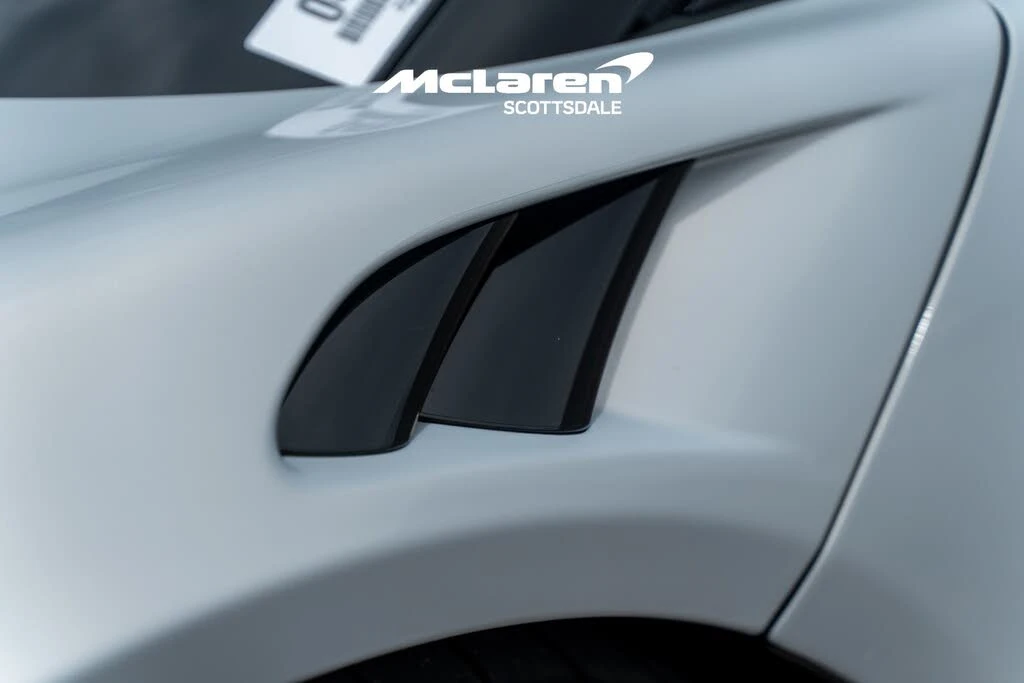 2023 McLaren Artura - Image 21 of 30