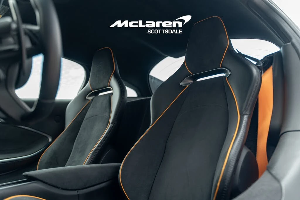 2023 McLaren Artura - Image 11 of 30