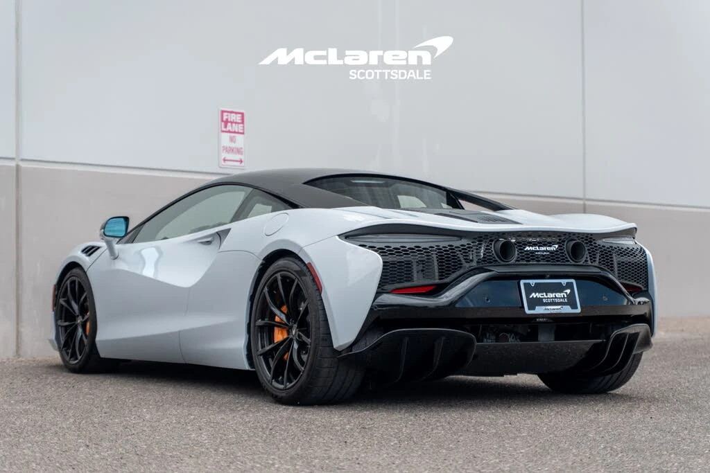 2023 McLaren Artura - Image 5 of 30