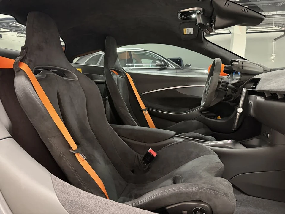 2023 McLaren Artura - Image 14 of 15