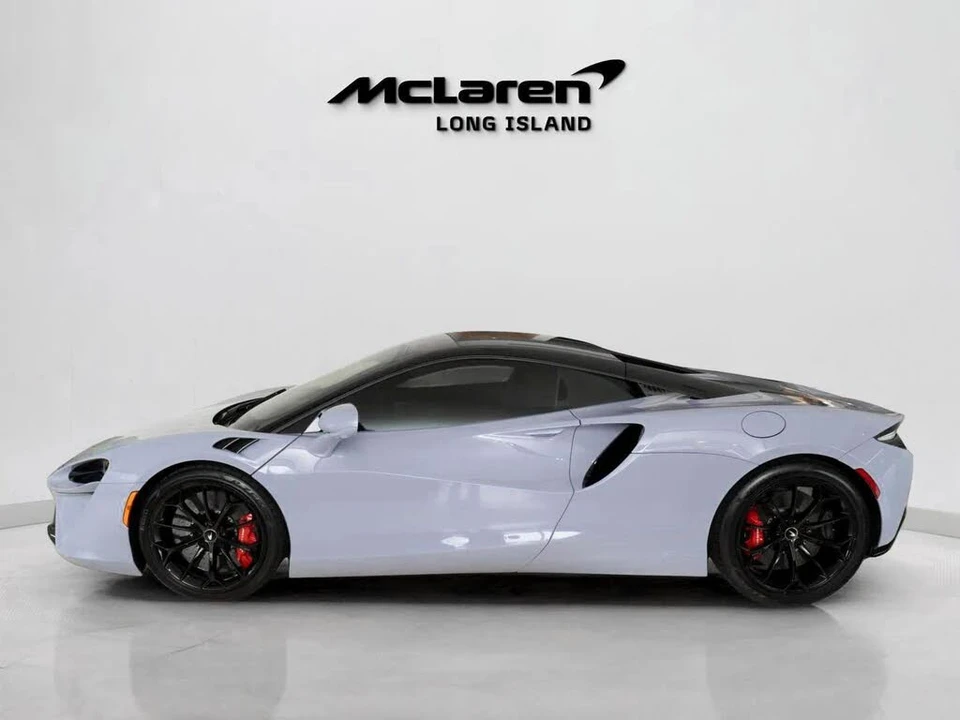 2023 McLaren Artura - Image 8 of 31