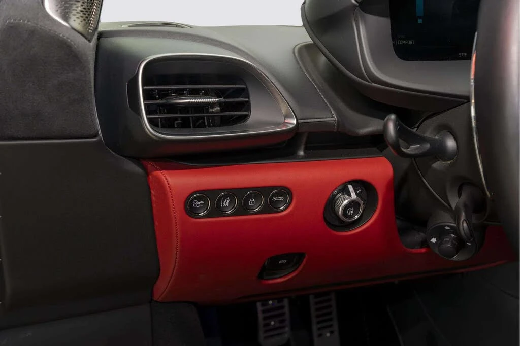 2023 McLaren Artura - Image 22 of 31