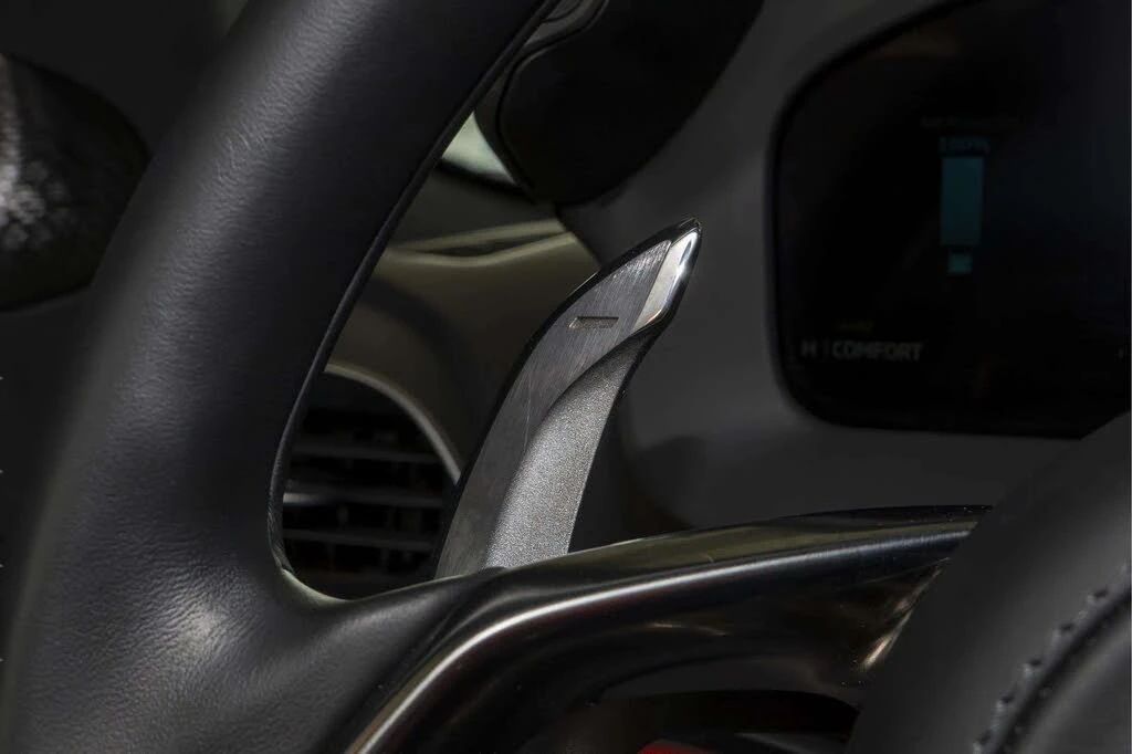 2023 McLaren Artura - Image 25 of 31