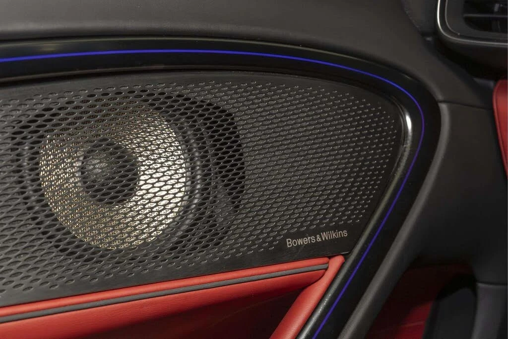 2023 McLaren Artura - Image 18 of 31