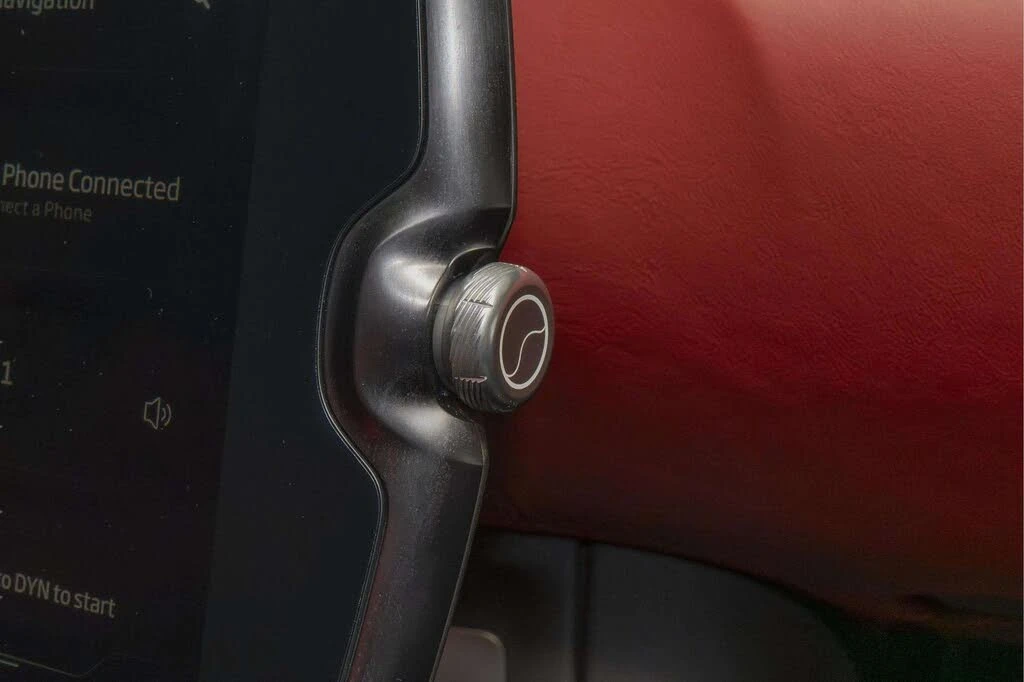 2023 McLaren Artura - Image 29 of 31