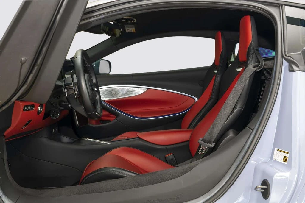 2023 McLaren Artura - Image 12 of 31