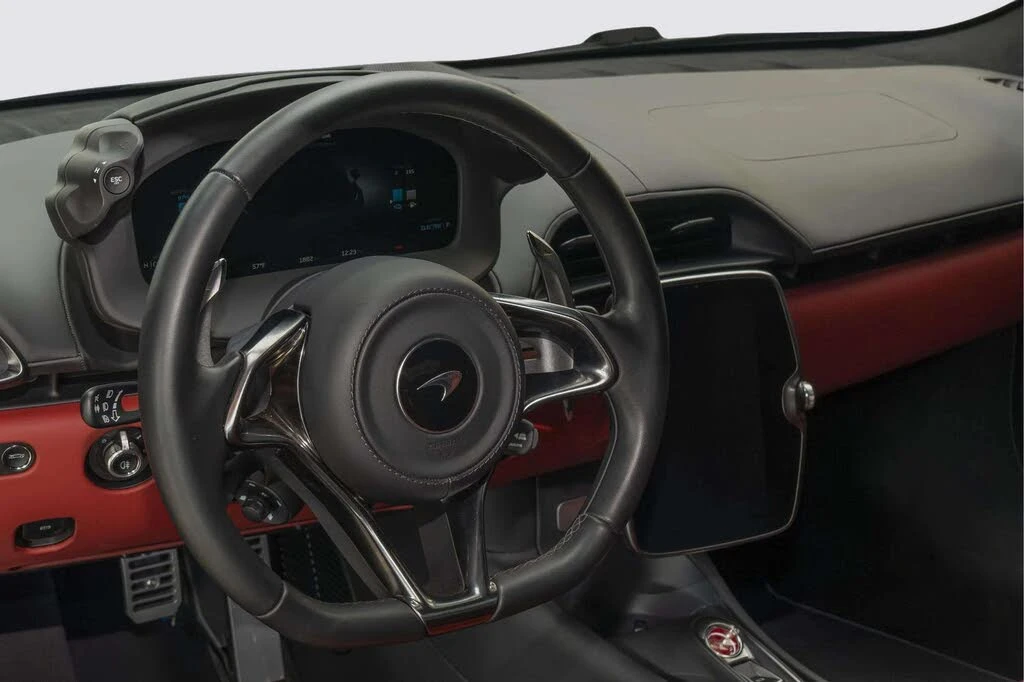 2023 McLaren Artura - Image 23 of 31