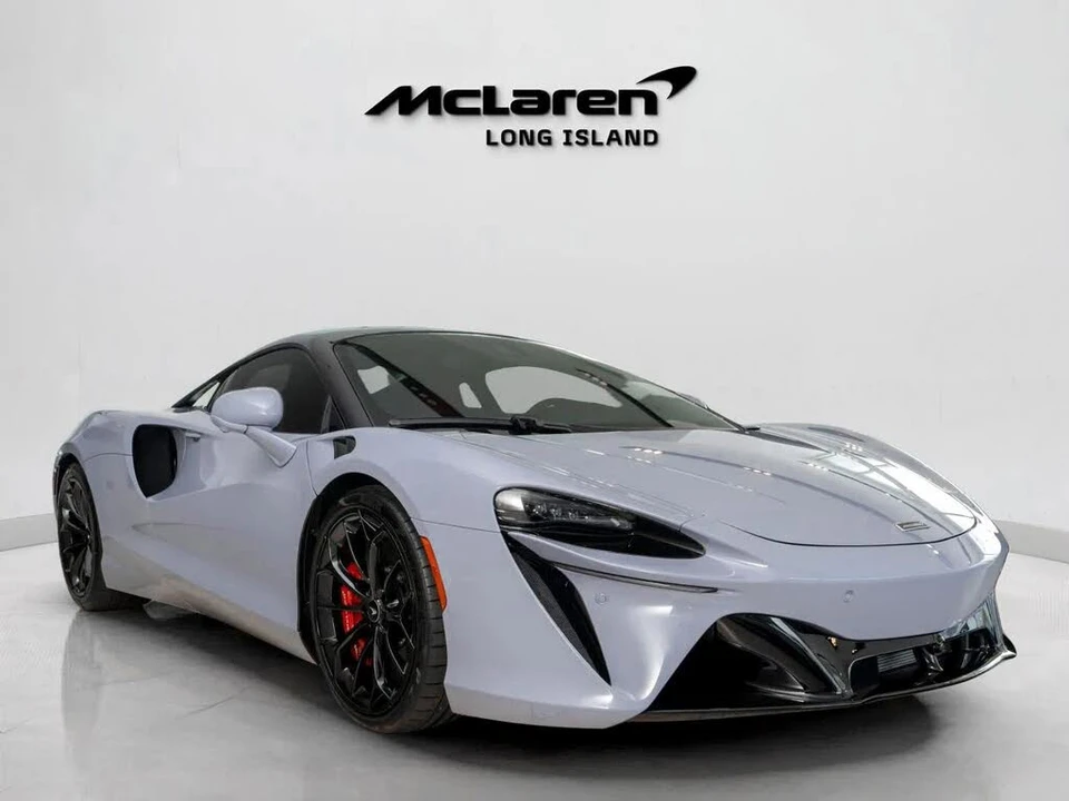 2023 McLaren Artura - Image 4 of 31