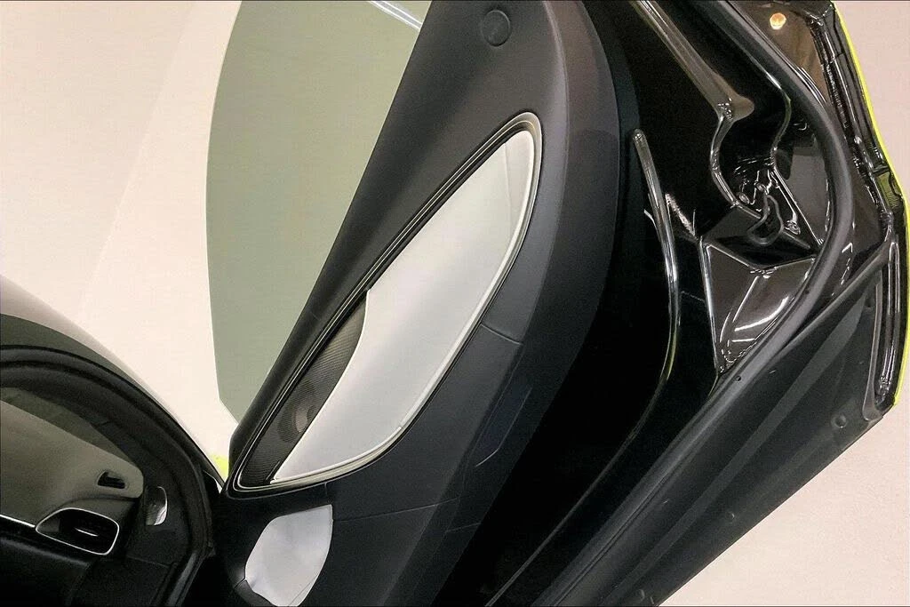 2023 McLaren Artura - Image 26 of 31