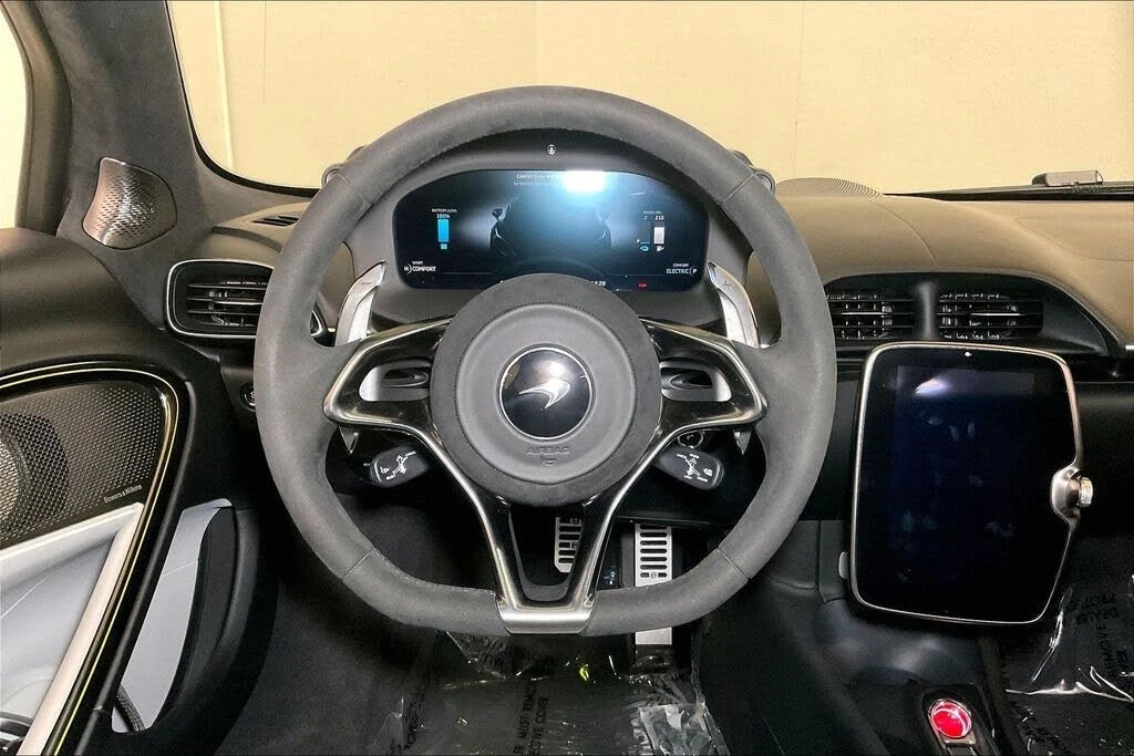 2023 McLaren Artura - Image 9 of 31
