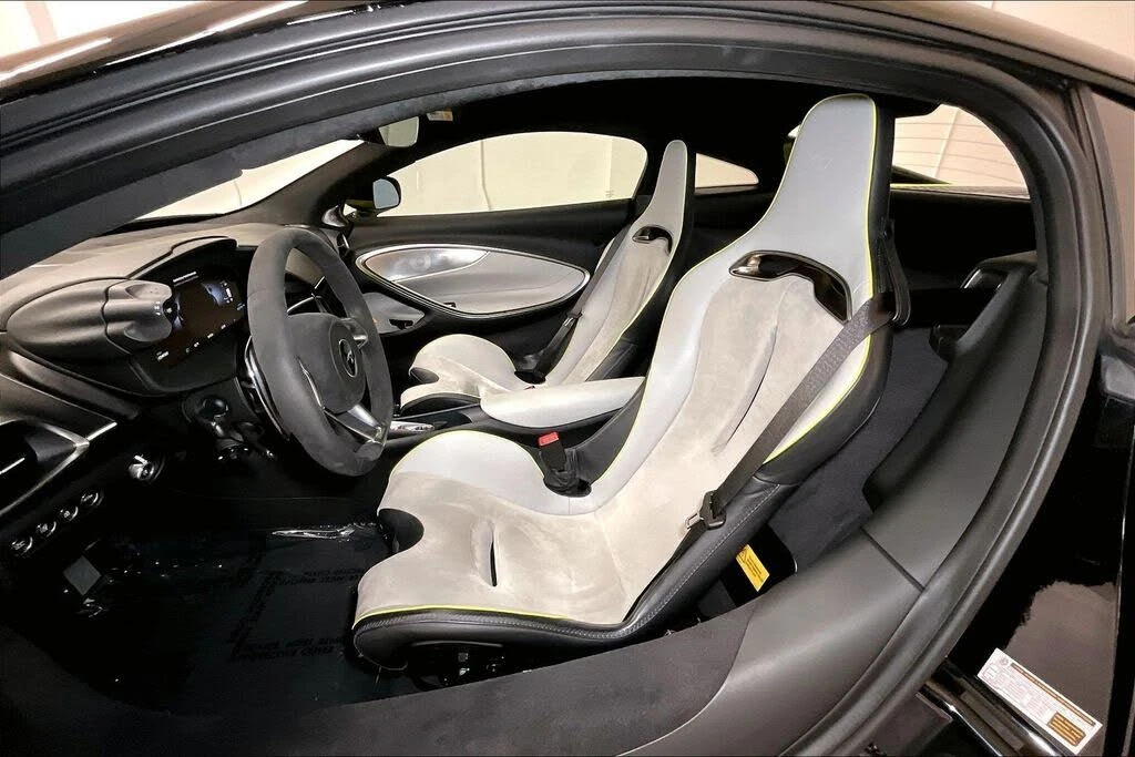 2023 McLaren Artura - Image 27 of 31