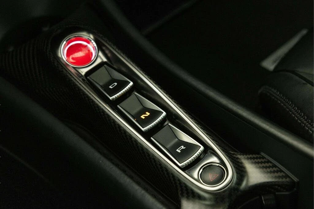 2023 McLaren Artura - Image 26 of 31