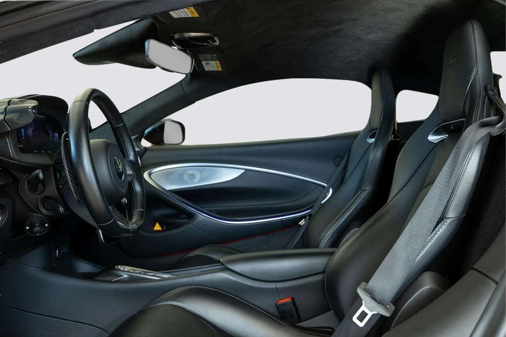 2023 McLaren Artura - Image 12 of 31