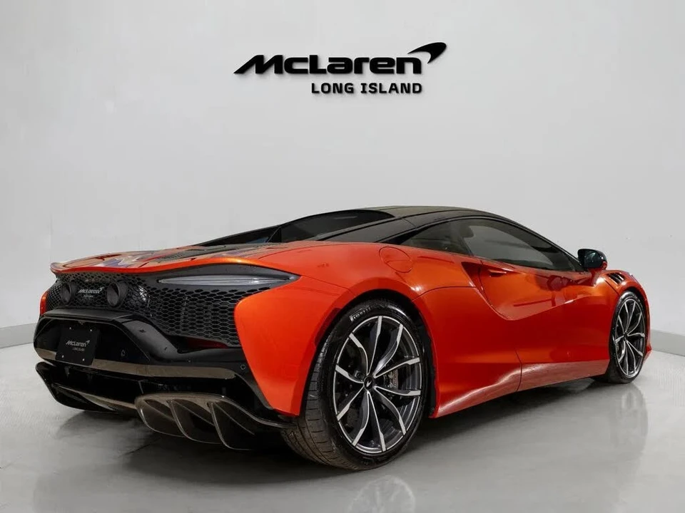 2023 McLaren Artura - Image 5 of 31