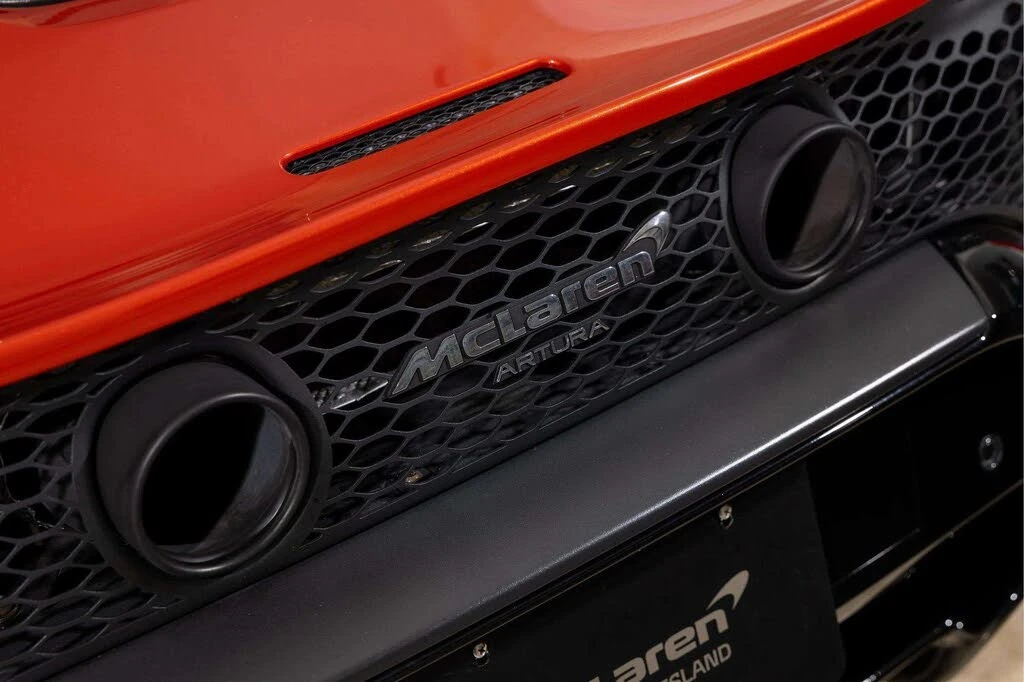 2023 McLaren Artura - Image 30 of 31