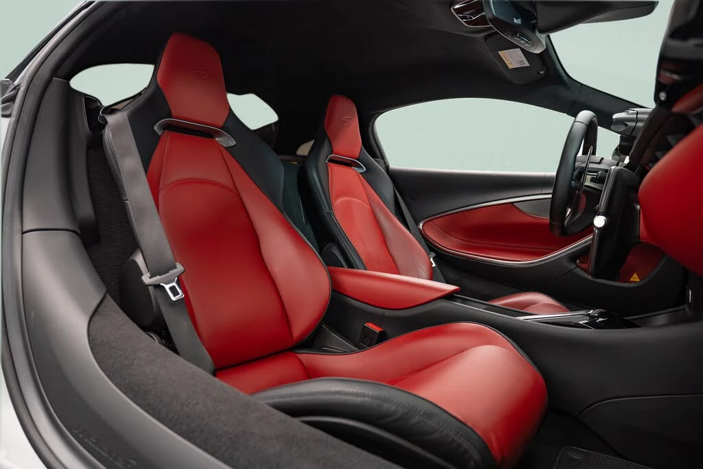 2023 McLaren Artura - Image 10 of 18