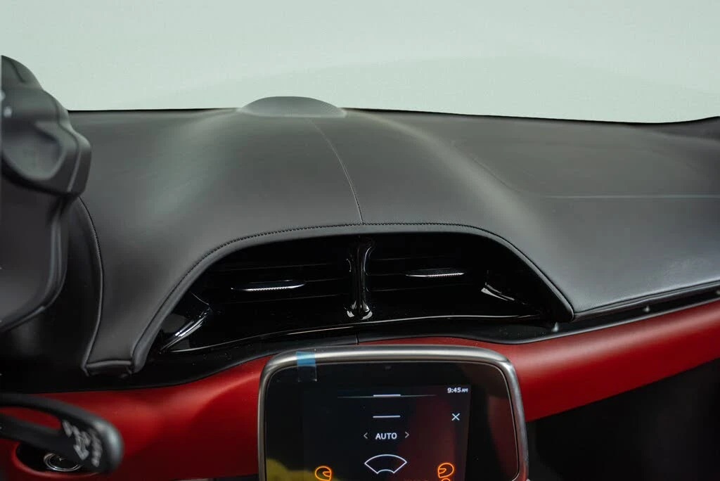 2023 McLaren Artura - Image 12 of 18