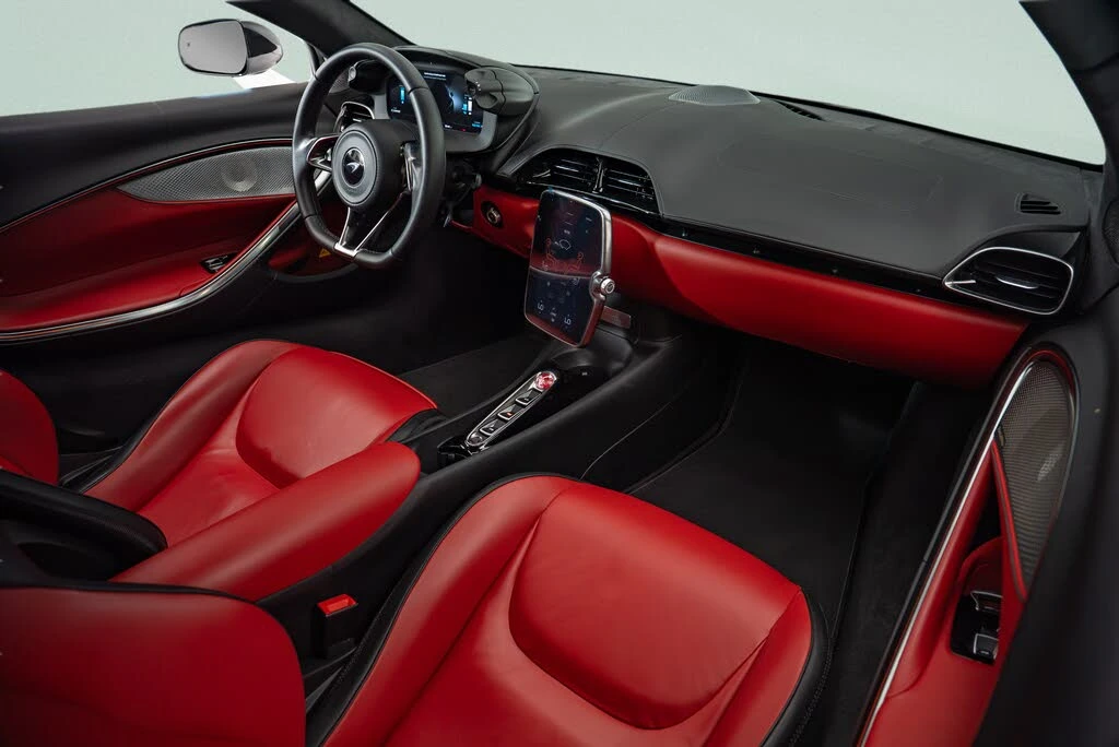 2023 McLaren Artura - Image 8 of 18