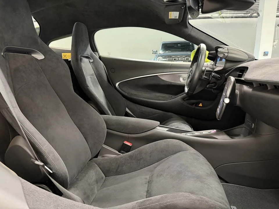 2023 McLaren Artura - Image 13 of 14