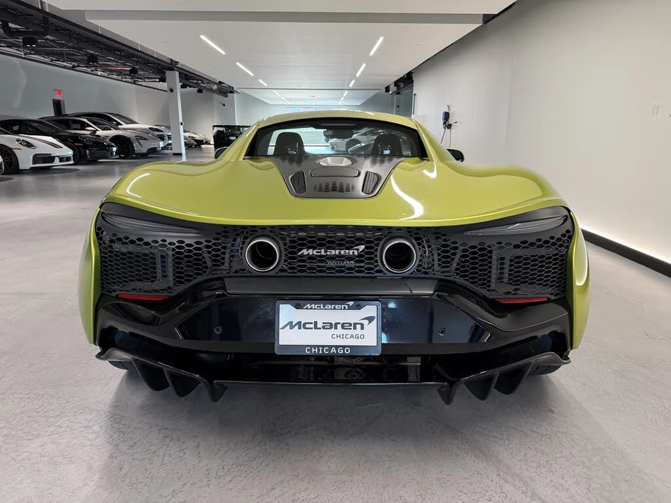 2023 McLaren Artura - Image 4 of 14