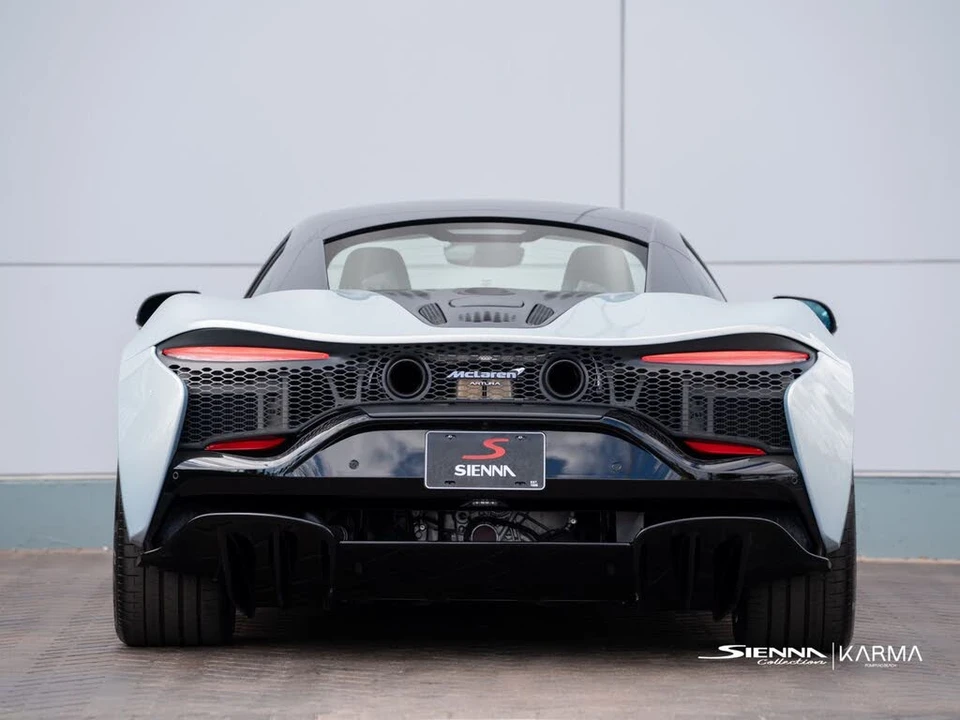 2023 McLaren Artura - Image 18 of 31
