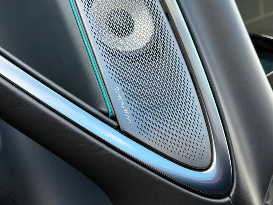 2023 McLaren Artura - Image 24 of 31
