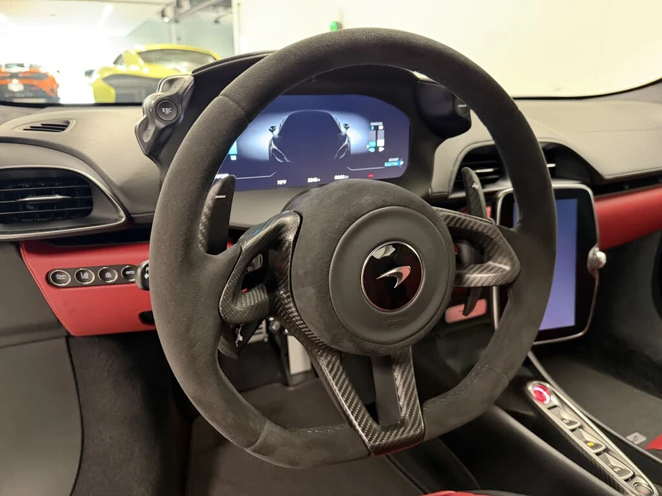 2023 McLaren Artura - Image 13 of 18