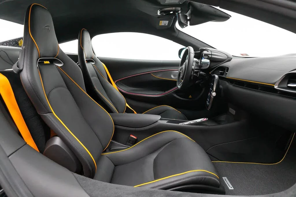 2023 McLaren Artura - Image 10 of 27