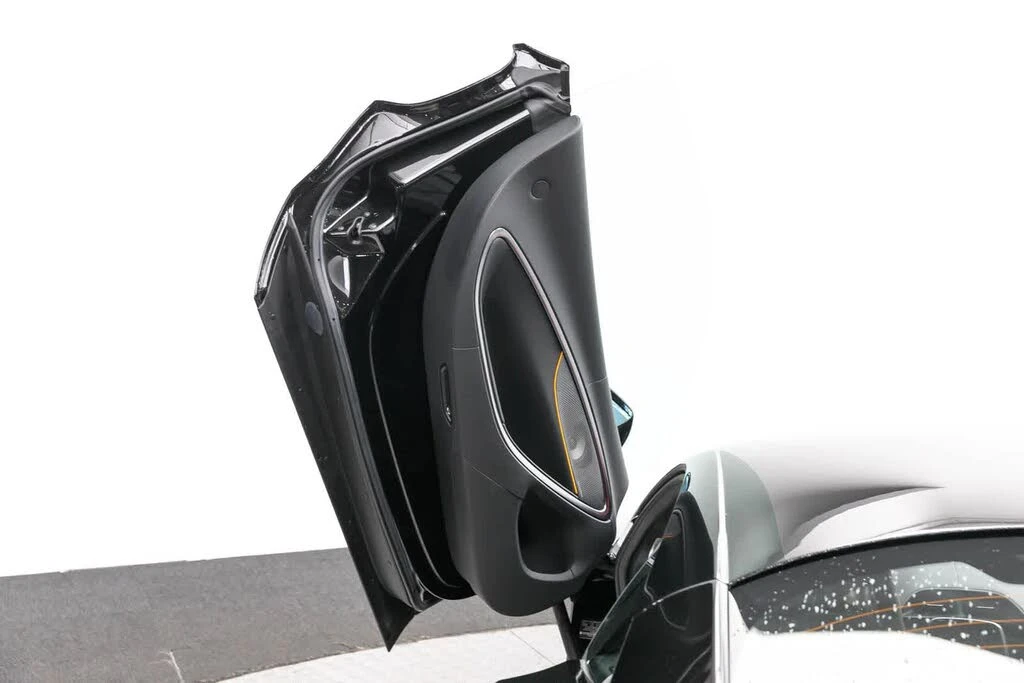 2023 McLaren Artura - Image 17 of 27