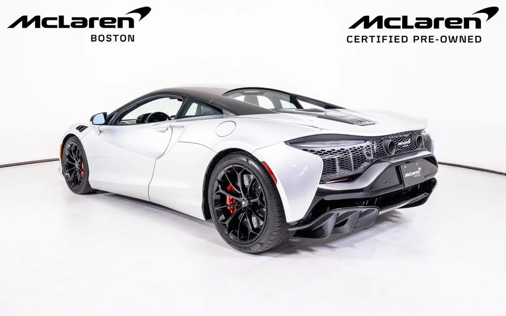 2023 McLaren Artura - Image 3 of 20
