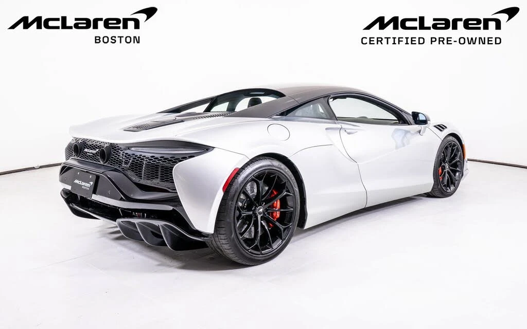 2023 McLaren Artura - Image 5 of 20