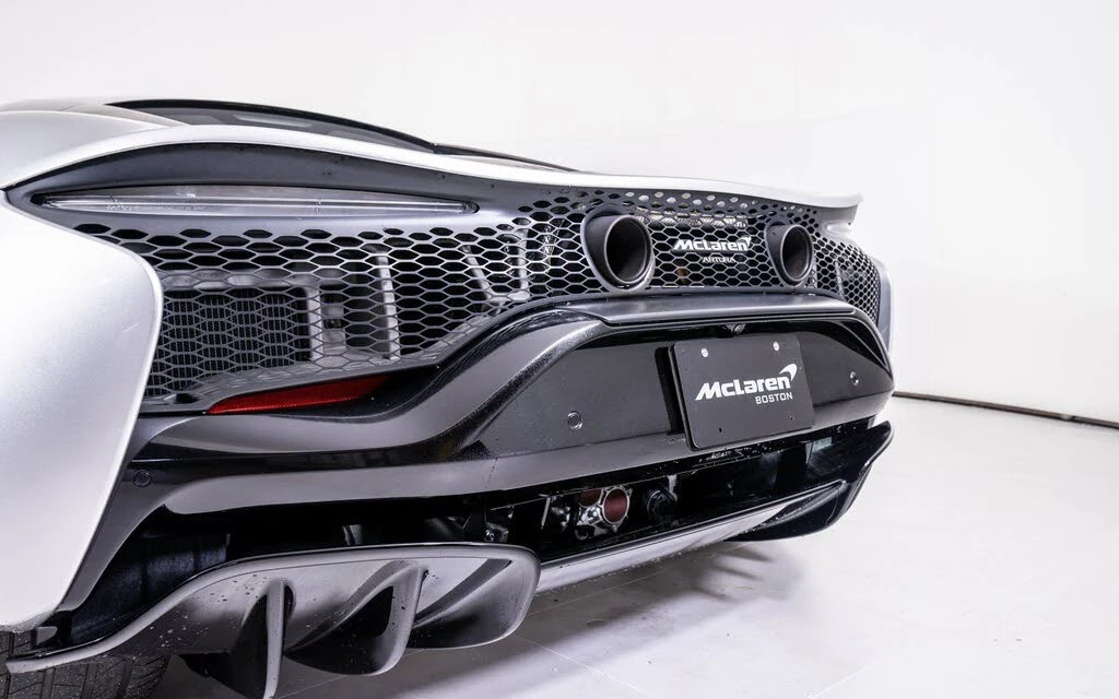 2023 McLaren Artura - Image 11 of 20