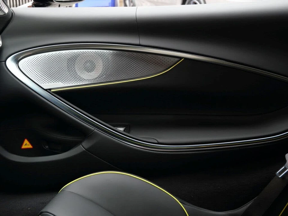 2023 McLaren Artura - Image 18 of 24