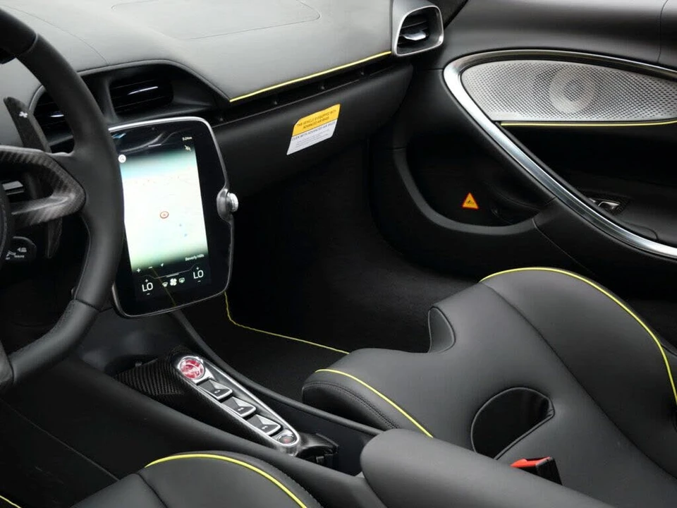 2023 McLaren Artura - Image 17 of 24