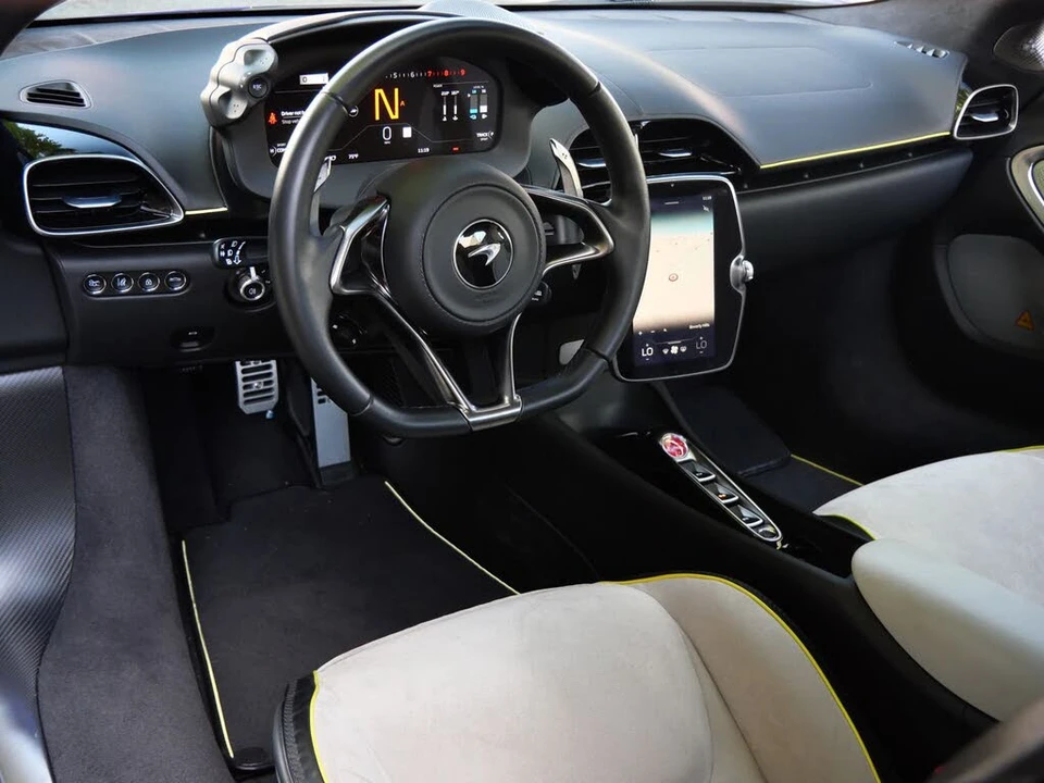 2023 McLaren Artura - Image 8 of 29