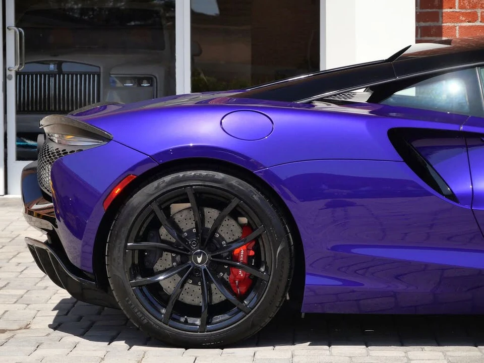 2023 McLaren Artura - Image 16 of 29