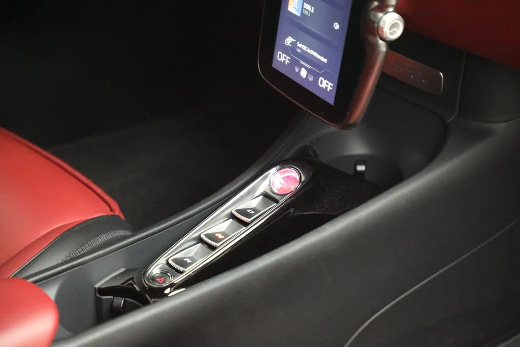 2023 McLaren Artura - Image 30 of 31