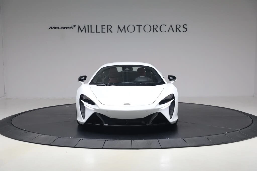 2023 McLaren Artura - Image 12 of 31