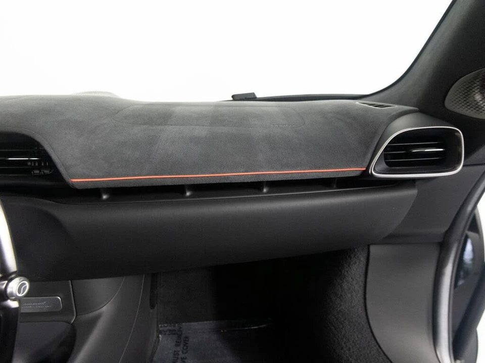 2023 McLaren Artura - Image 28 of 31