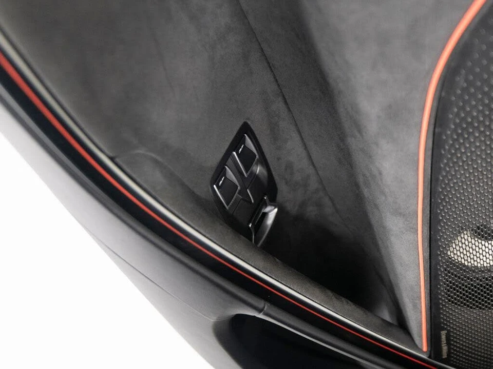 2023 McLaren Artura - Image 12 of 31