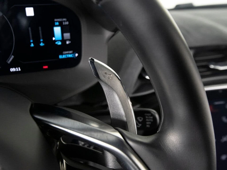 2023 McLaren Artura - Image 15 of 31
