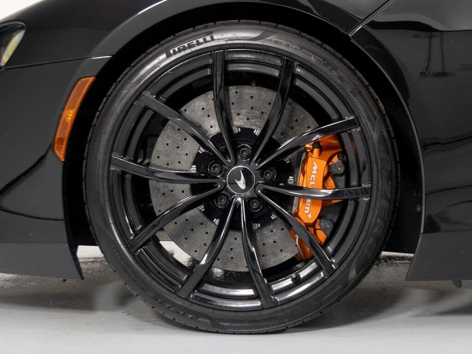 2023 McLaren Artura - Image 9 of 31